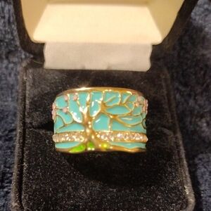 Elegant Gold and Turquoise Tree Ring